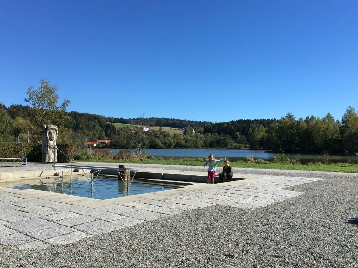 Ferienhaus Mit Seeblick Waldkirchen Bagian luar foto